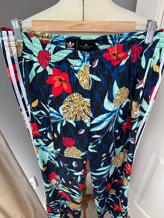 Adidas Original X HER London track pants with side zip hem - Picture 5 of 9